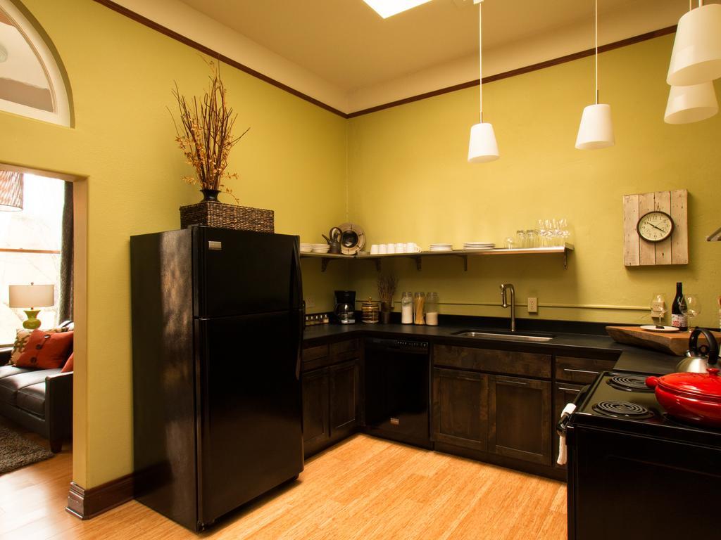 3Rd Street Flats Apartment МакМинвил Екстериор снимка