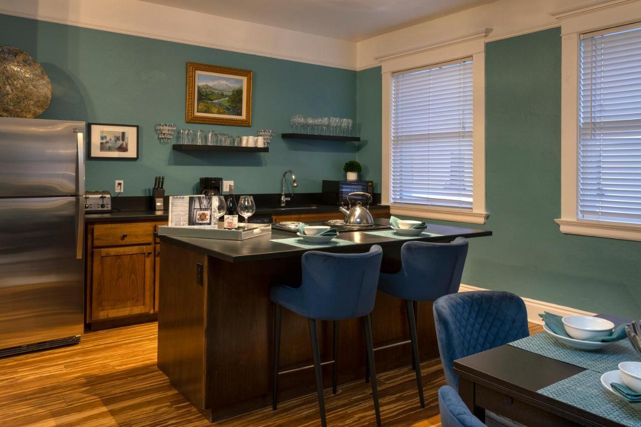 3Rd Street Flats Apartment МакМинвил Екстериор снимка