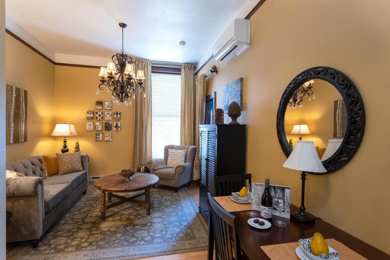 3Rd Street Flats Apartment МакМинвил Екстериор снимка