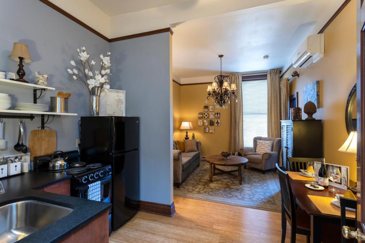 3Rd Street Flats Apartment МакМинвил Екстериор снимка
