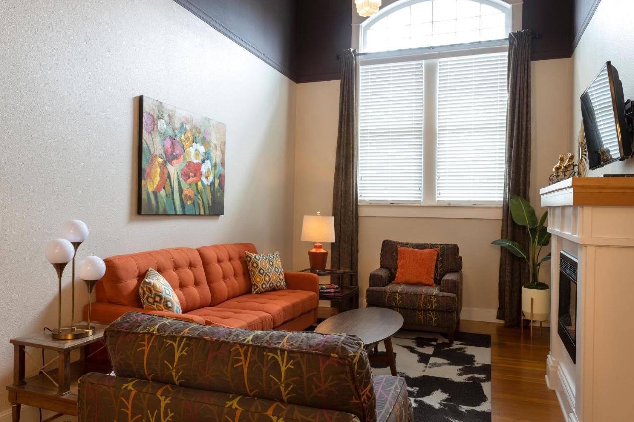 3Rd Street Flats Apartment МакМинвил Екстериор снимка
